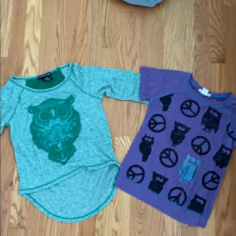 2 children’s T-shirt’s